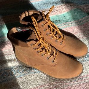 Kodiak Women’s Jalon Waterproof Boots - size 8.5